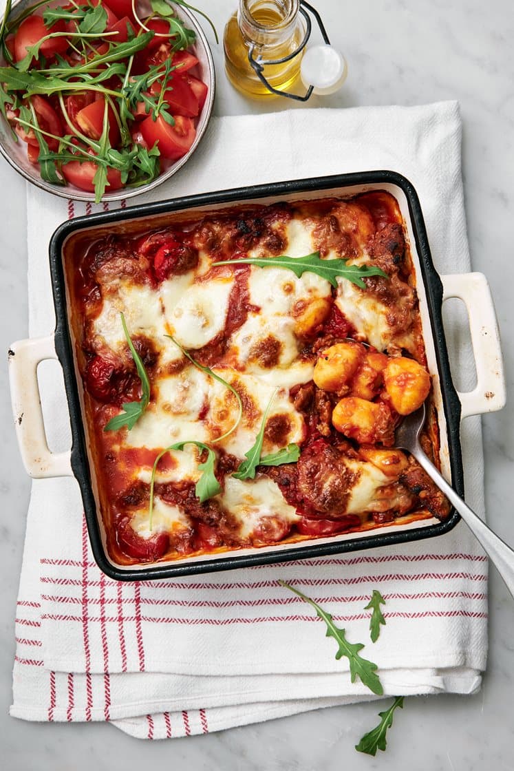 Gnocchi alla Sorrentina med chorizofärs och tomatsallad