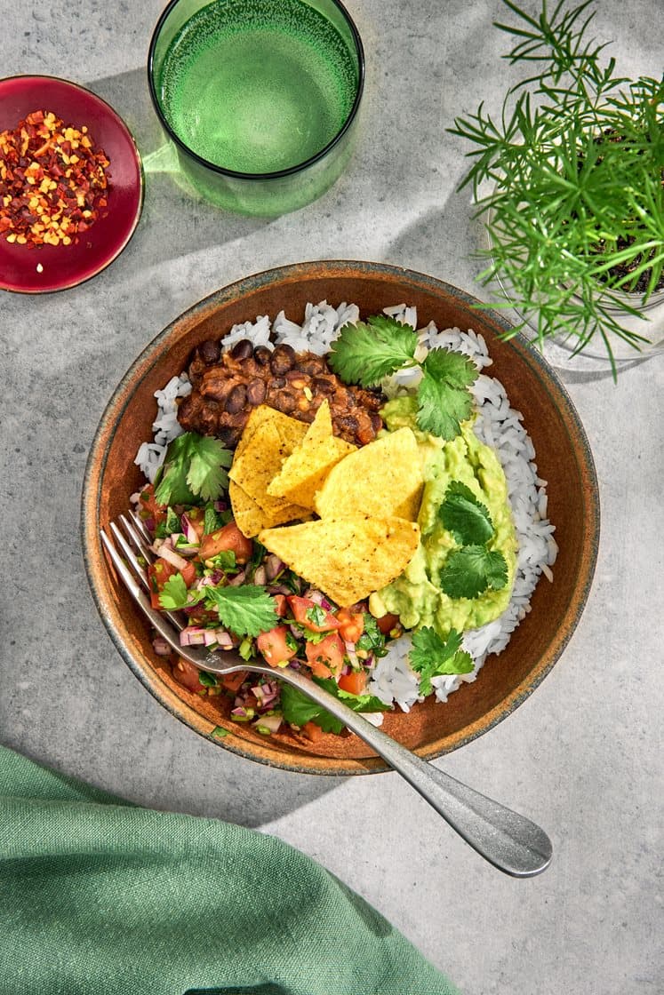 Nacho bowl med pico de gallo och guacamole