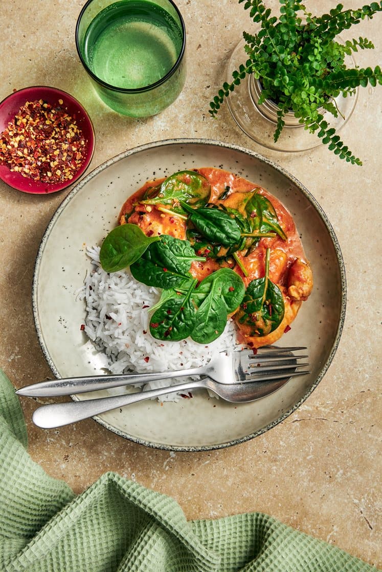 Masala chicken med coconut cream och babyspenat