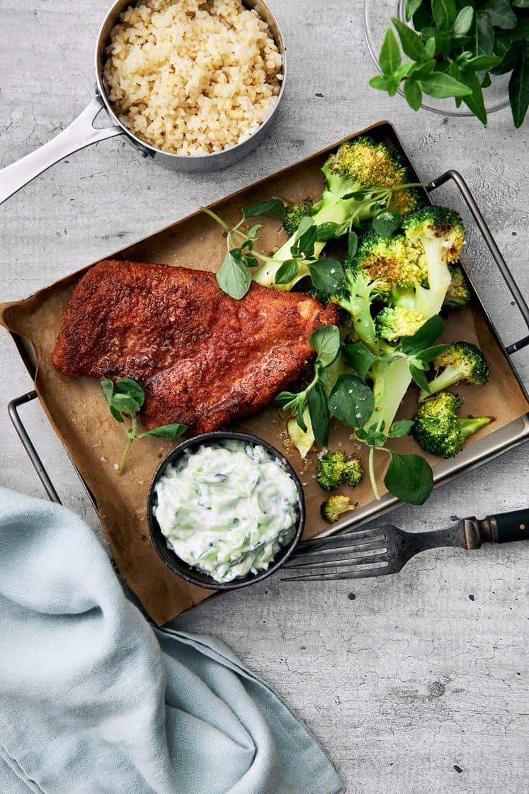 Frasig kyckling med bulgur och tzatziki