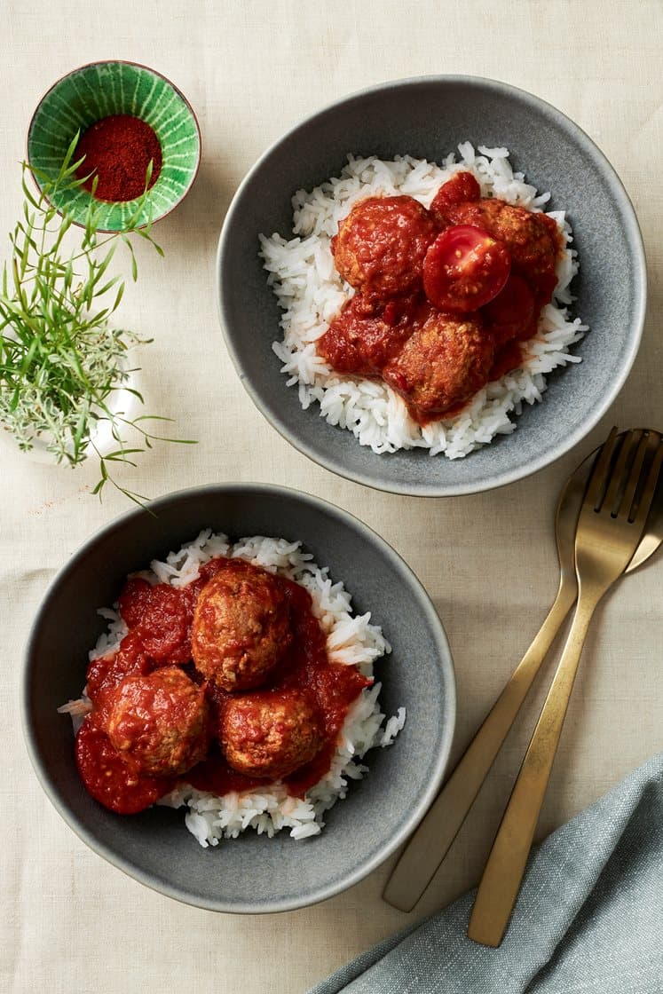 Marockanska kalkonfrikadeller i kryddig tomatsås