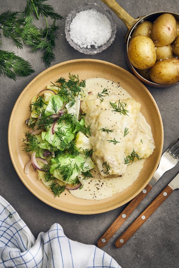 Citronbräserad koljafilé med dillstekt spetskål och potatis