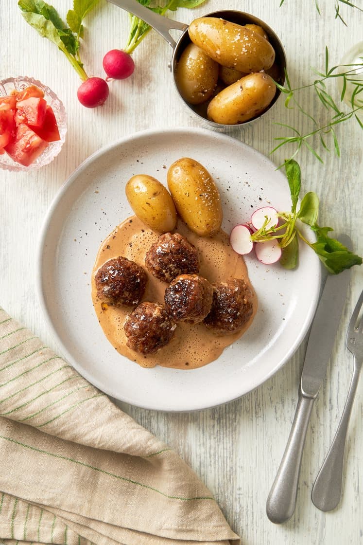 Kalkonköttbullar med brunsås och potatis