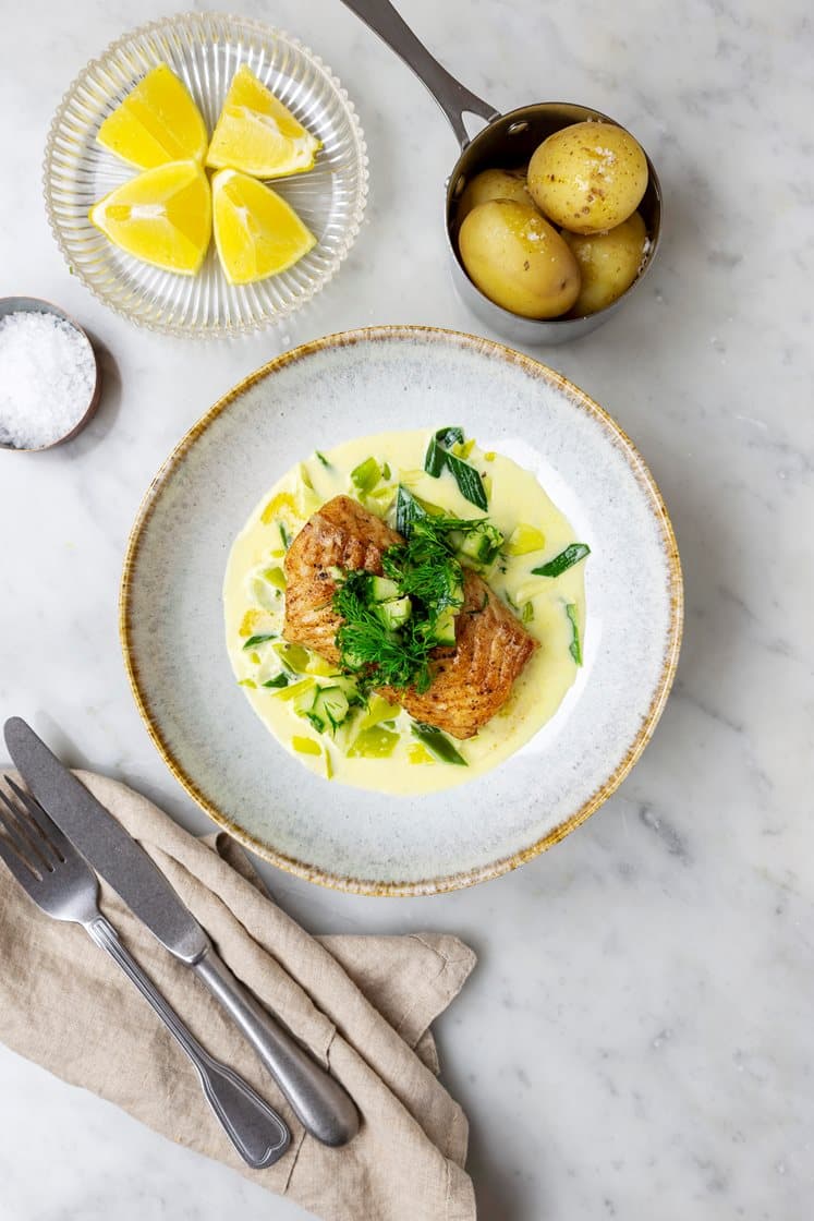 Torsk med gräddkokt purjolök och dillgremolata