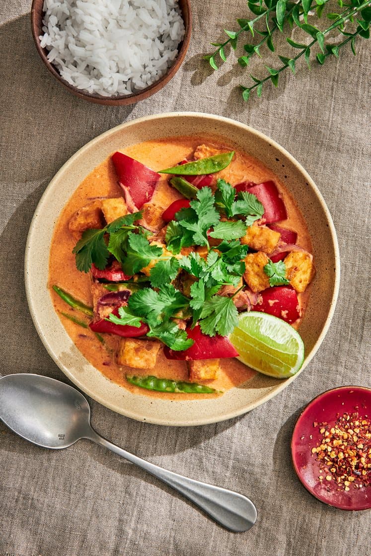 Röd curry med tofu och jasminris