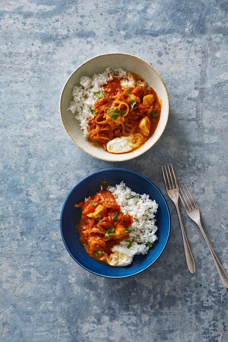 Chicken vindaloo - stark kycklinggryta med basmatiris, yoghurt och koriander