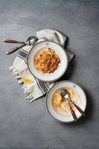 Linguine med räkor, zucchini, dill och citron
