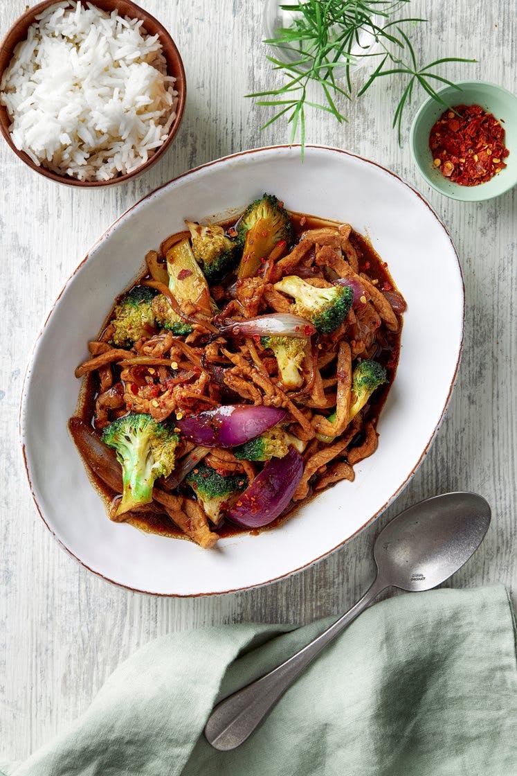 Singapore chili wok med fläsk, broccoli och vitlök